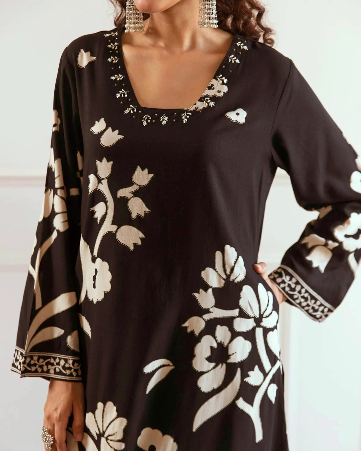 Ruhani – Floral Printed Black Kurti with Palazzo Pant Set